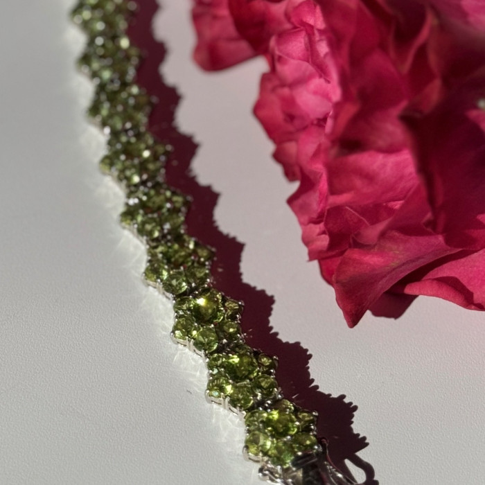 925 Sterling Silver Peridot Flower Bracelet 7.5 Inch