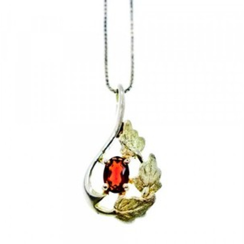 925 Sterling Silver Garnet Chain With Pendant Italy