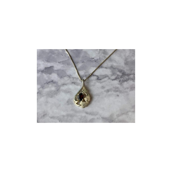 925 Sterling Silver Garnet Chain with Pendant Italy