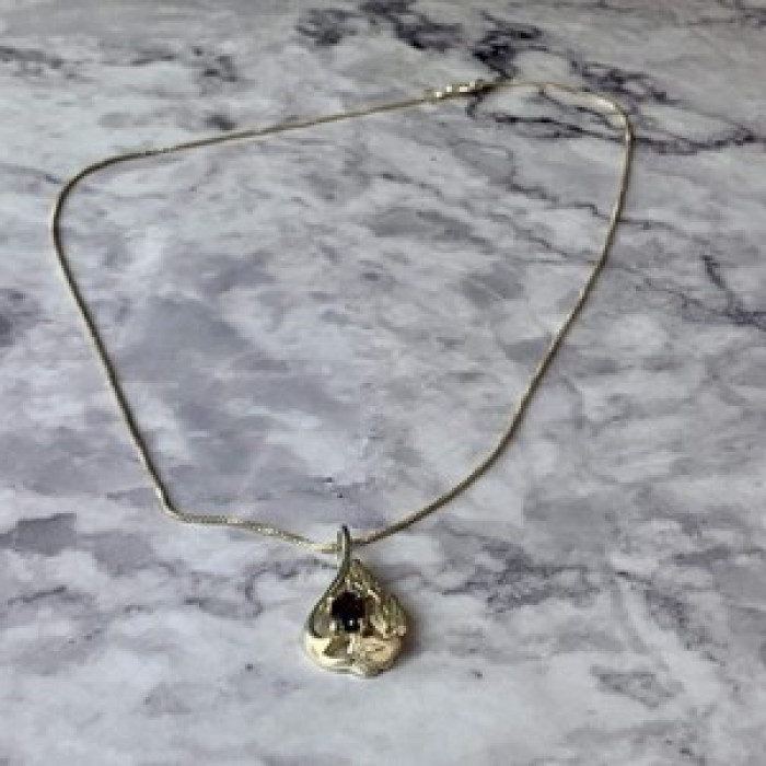 925 Sterling Silver Garnet Chain With Pendant Italy