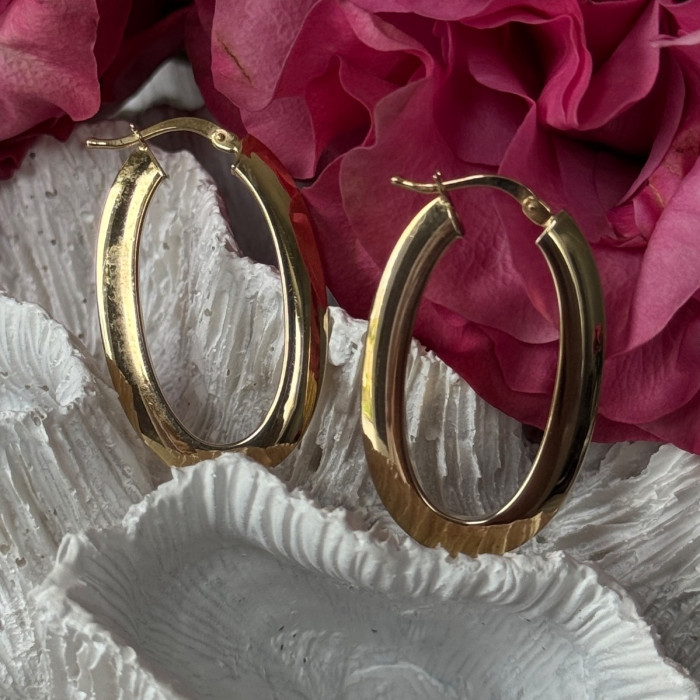 Italy 14K Yellow Gold Earrings Length 1.30 Inch