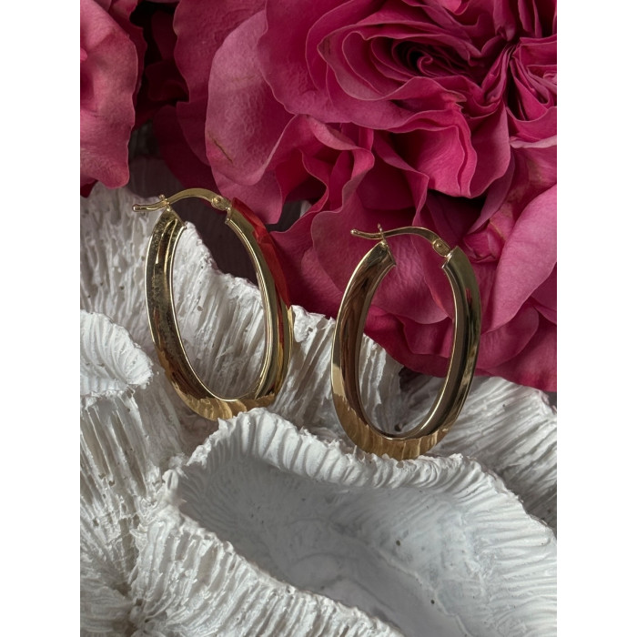 Italy 14K Yellow Gold Earrings Length 1.30 inch