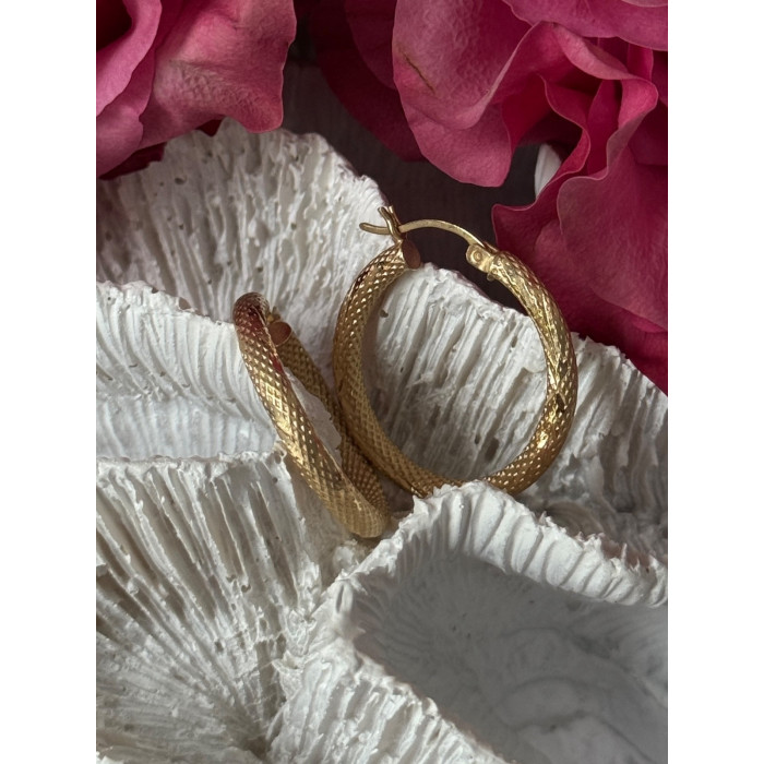 Italy 14K Yellow Gold Hoop Earrings Length 1 inch