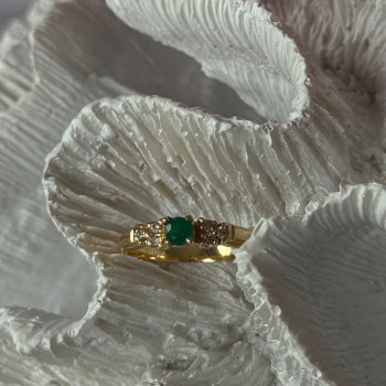 14K Yellow Gold Emerald & Diamond Ring Size 7
