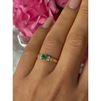 14K Yellow Gold Emerald & Diamond Ring Size 7