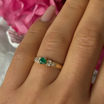 14K Yellow Gold Emerald & Diamond Ring Size 7