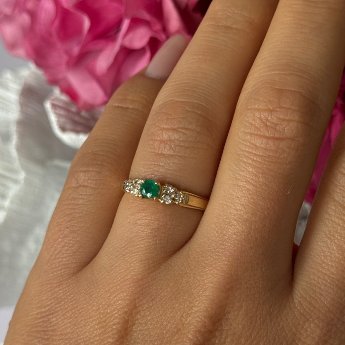 14K Yellow Gold Emerald & Diamond Ring Size 7