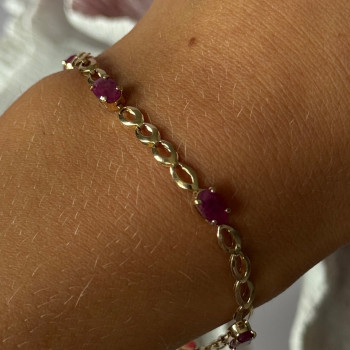 14K Yellow Gold Ruby Bracelet Length 7
