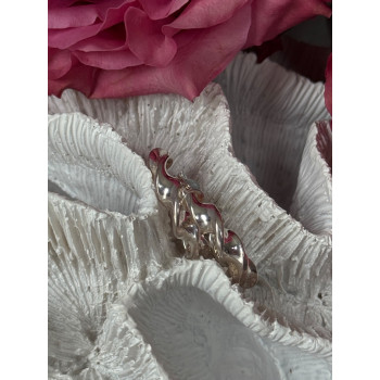 Elegant Design 925 Sterling Silver Hoop Earrings