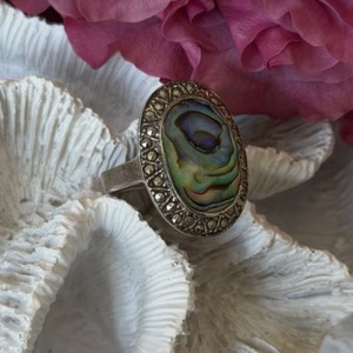 Vintage 925 Sterling Silver Abalone & Marcasite Ring Size 9