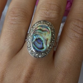 Vintage 925 Sterling Silver Abalone & Marcasite Ring Size 9