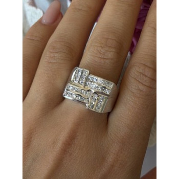 Elegant Design 925 Sterling Silver Beryl Ring Size 10