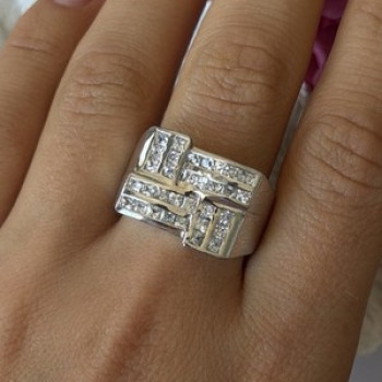 Elegant Design 925 Sterling Silver Beryl Ring Size 10