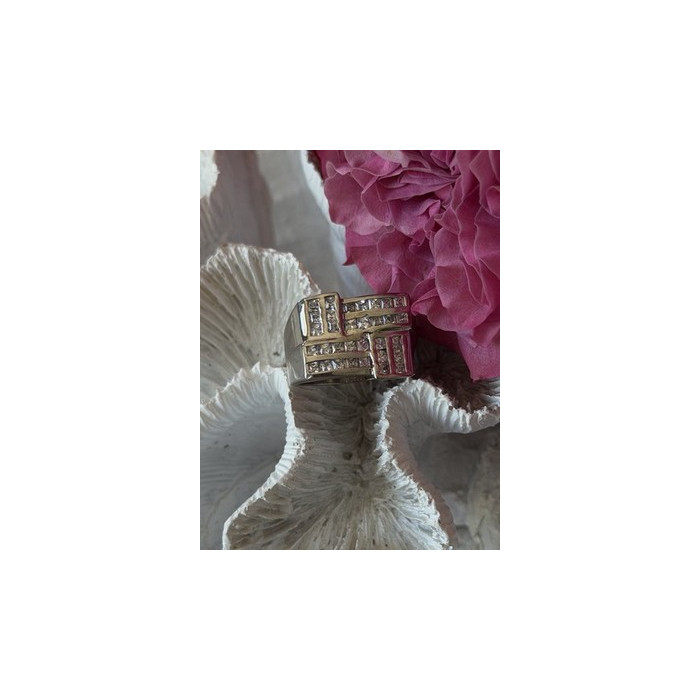 Elegant Design 925 Sterling Silver Beryl Ring Size 10