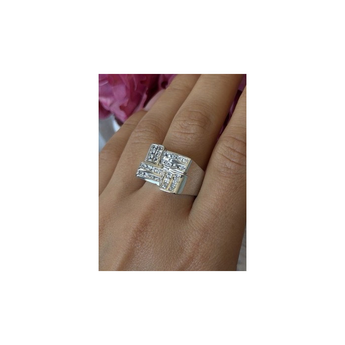 Elegant Design 925 Sterling Silver Beryl Ring Size 10