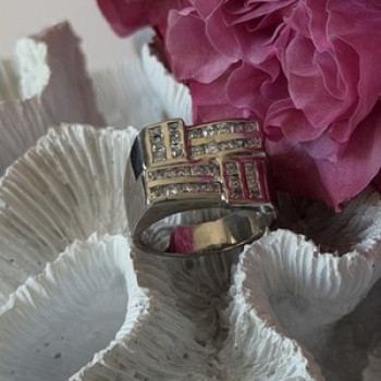 Elegant Design 925 Sterling Silver Beryl Ring Size 10