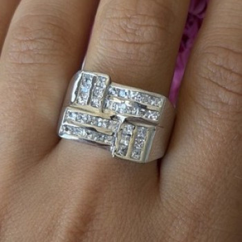 Elegant Design 925 Sterling Silver Beryl Ring Size 10
