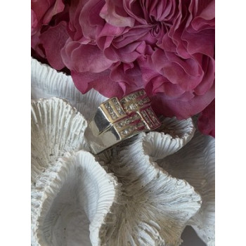 Elegant Design 925 Sterling Silver Beryl Ring Size 10