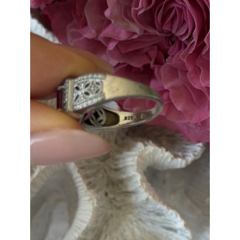 Beautiful 925 Sterling Silver Ruby Ring Size 6.5