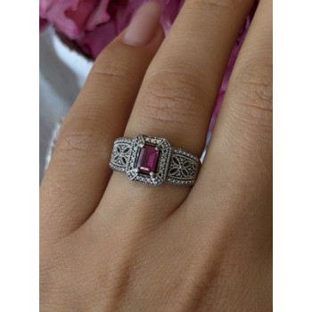 Beautiful 925 Sterling Silver Ruby Ring Size 6.5