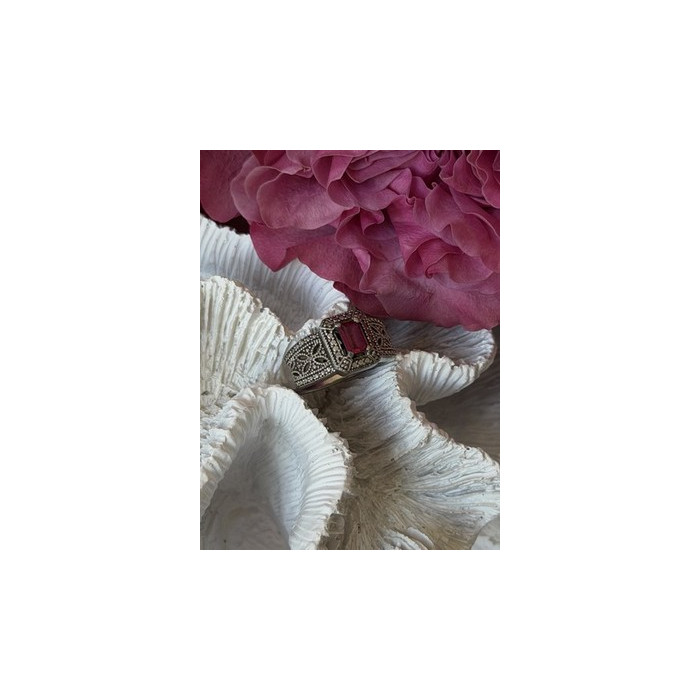 Beautiful 925 Sterling Silver Ruby Ring Size 6.5