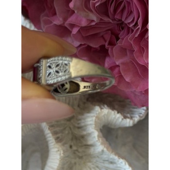 Beautiful 925 Sterling Silver Ruby Ring Size 6.5