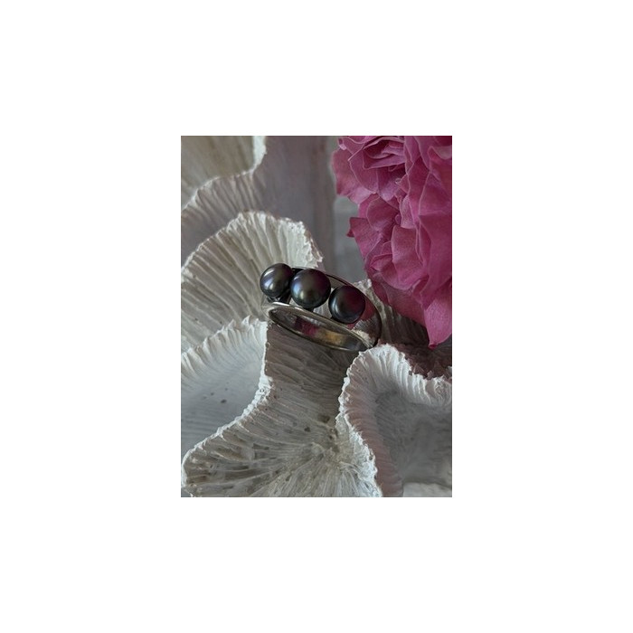 925 Sterling Silver Black Pearl Ring Size 9