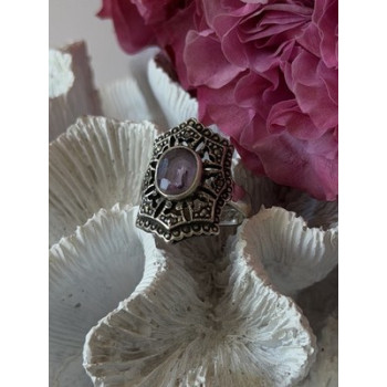 Vintage 925 Sterling Silver Amethyst & Marcasite Ring Size 8