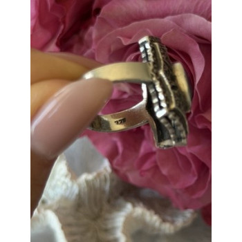 Vintage 925 Sterling Silver Amethyst & Marcasite Ring Size 8