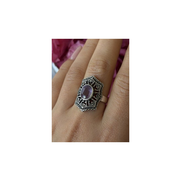 Vintage 925 Sterling Silver Amethyst & Marcasite Ring Size 8
