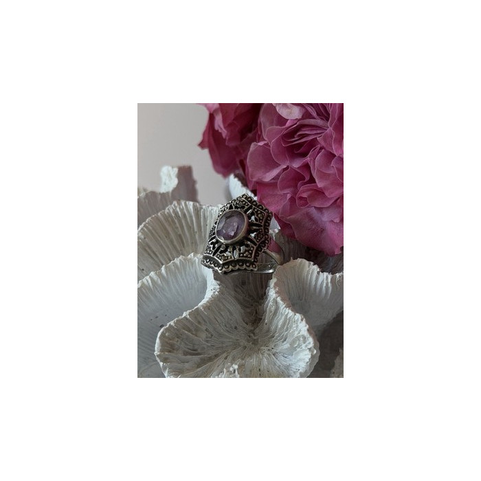 Vintage 925 Sterling Silver Amethyst & Marcasite Ring Size 8