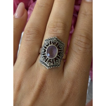 Vintage 925 Sterling Silver Amethyst & Marcasite Ring Size 8