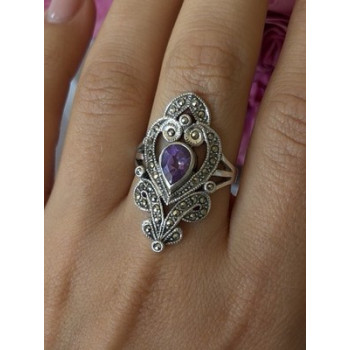 Vintage 925 Sterling Silver Amethyst & Marcasite Ring Size 9