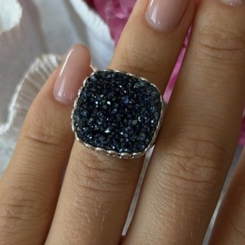 Beautiful 925 Sterling Silver Marcasite Ring Size 5