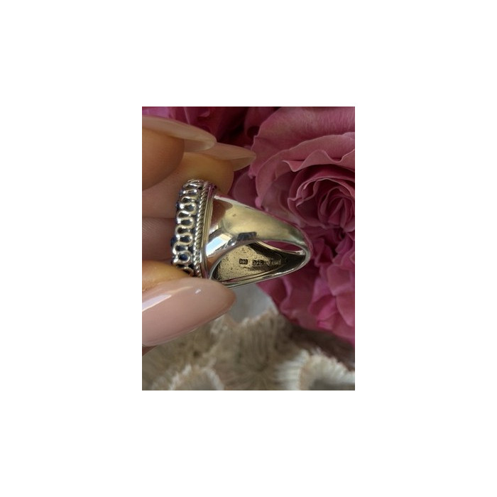 Beautiful 925 Sterling Silver Marcasite Ring Size 5