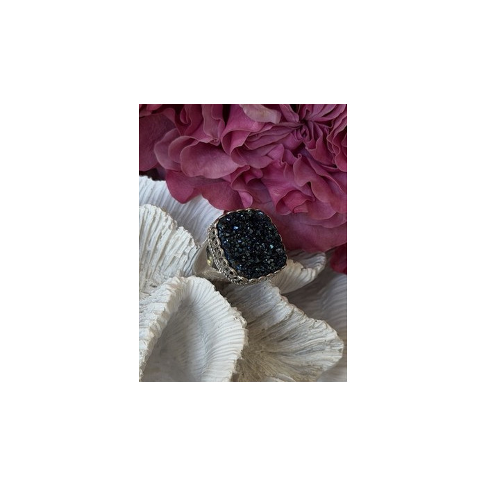 Beautiful 925 Sterling Silver Marcasite Ring Size 5