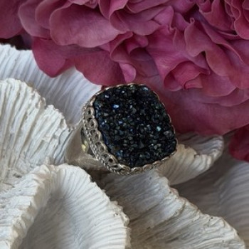 Beautiful 925 Sterling Silver Marcasite Ring Size 5