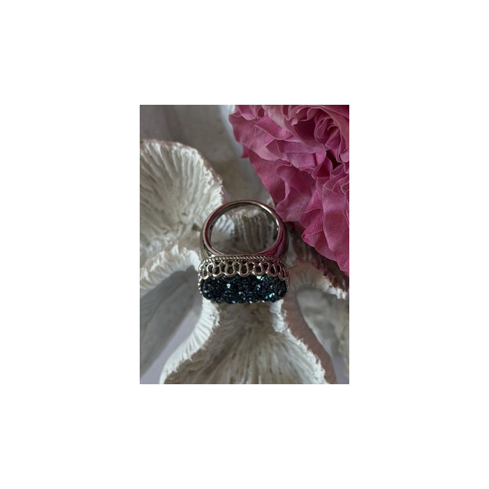 Beautiful 925 Sterling Silver Marcasite Ring Size 5