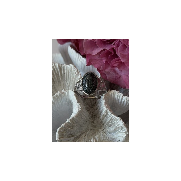 Vintage 925 Sterling Silver Black Diamond  Ring Size 8