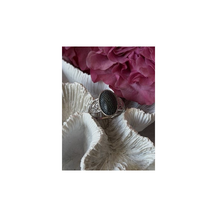 Vintage 925 Sterling Silver Black Diamond  Ring Size 8