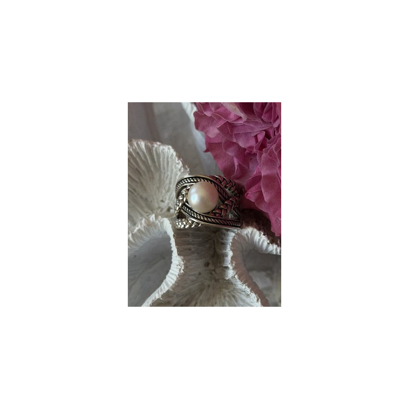 925 Sterling Silver Pearl Ring Size 6