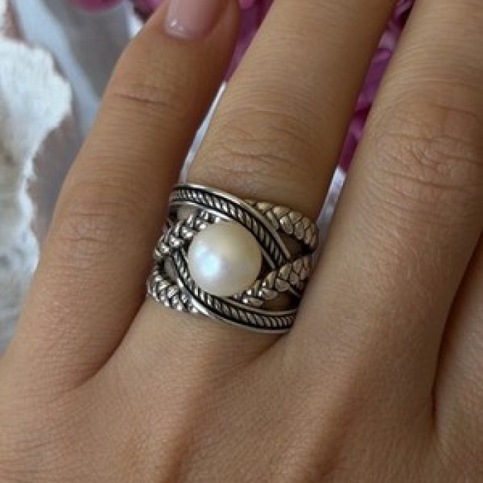 925 Sterling Silver Pearl Ring Size 6