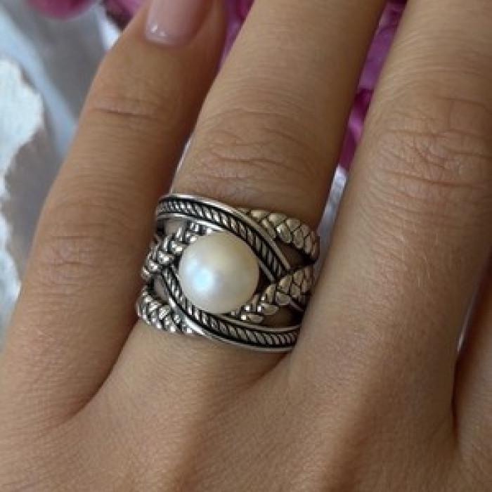 925 Sterling Silver Pearl Ring Size 6