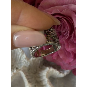 925 Sterling Silver Pearl Ring Size 6