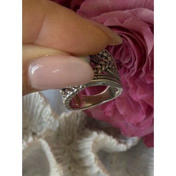 925 Sterling Silver Pearl Ring Size 6