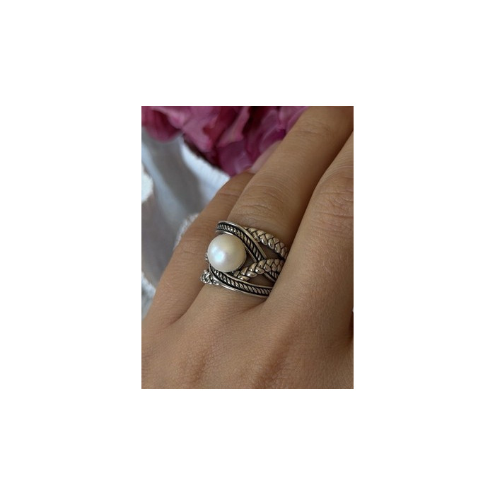 925 Sterling Silver Pearl Ring Size 6