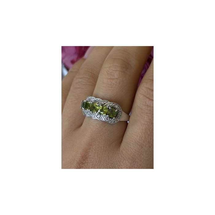 925 Sterling Silver Peridot & Diamond Ring Size 8.5