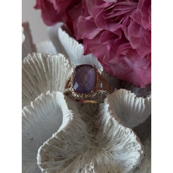 Beautiful 925 Sterling Silver Amethyst Ring Size 5