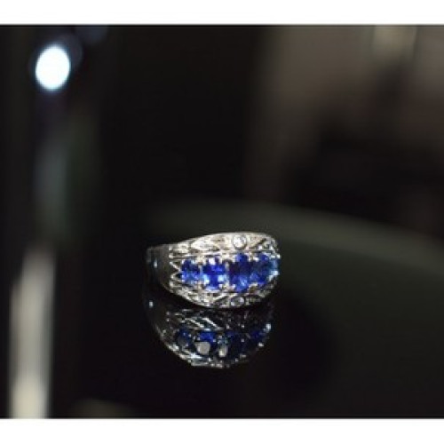 925 Sterling Silver Blue Topaz Ring Size 7.5