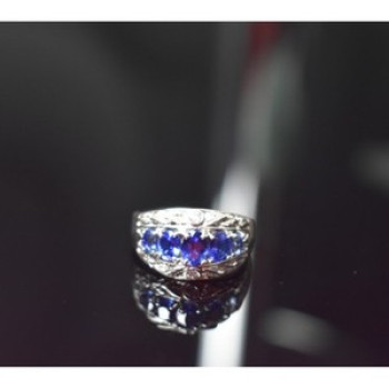 925 Sterling Silver Blue Topaz Ring Size 7.5